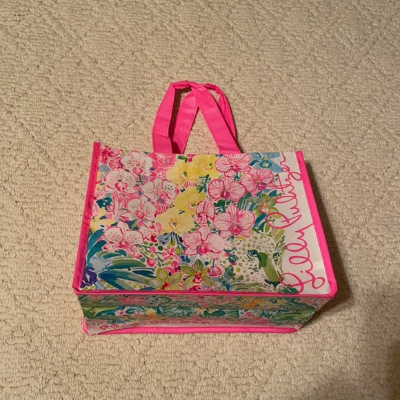 Lilly Pulitzer Bags Brand New Lilly Pulitzer Branded Vinyl Gift Bag